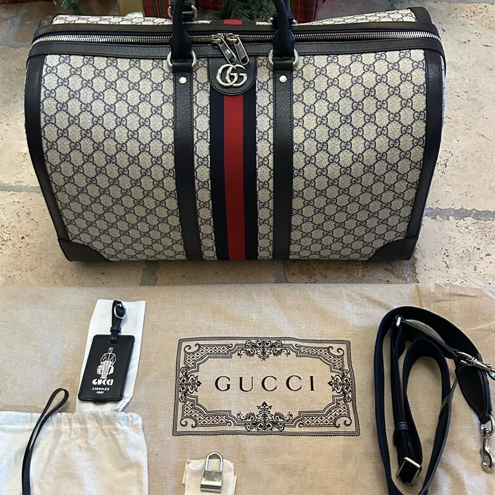 Gucci Savoy, GG Supreme large duffel bag made in Italy NWT - Picture 1 of 14